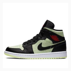 Air Jordan 1 Nike Medio SE 'Black Barely Volt' Tênis de Basquete Feminino Pretas Verdes | JD-764YX